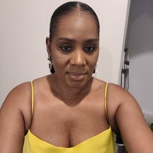 Meet your Posher, Ronette